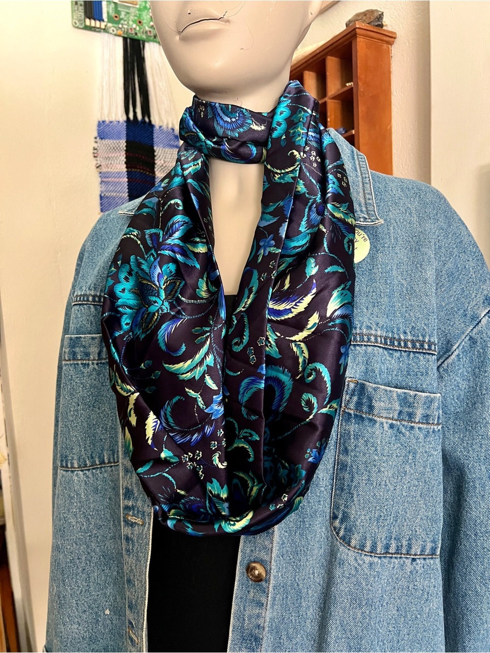 Vintage Elegant Floral Satin Infinity Scarf